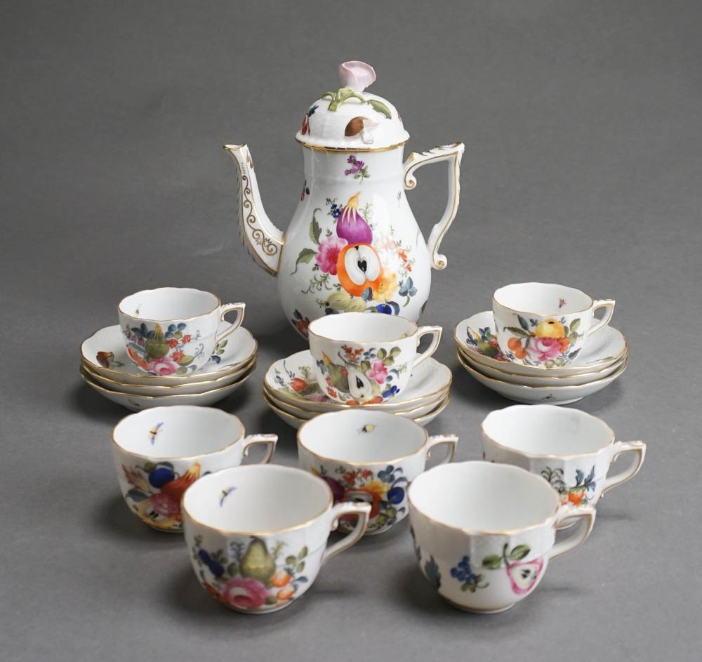 HEREND PORCELAIN 18-PIECE PARTIAL