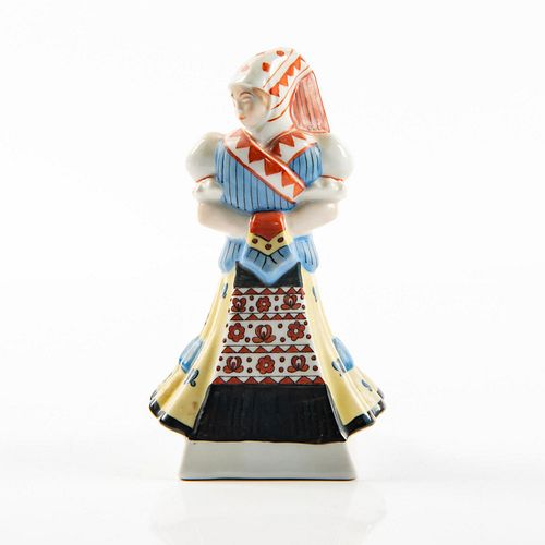 HEREND PORCELAIN FIGURINE HUNGARIAN