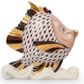 HEREND PORCELAIN FISHNET TROPI