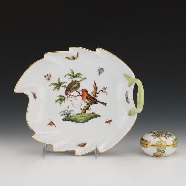 HEREND PORCELAIN LEAF SHAPE DISH