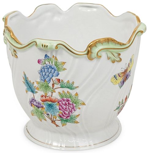 HEREND PORCELAIN "QUEEN VICTORIA"