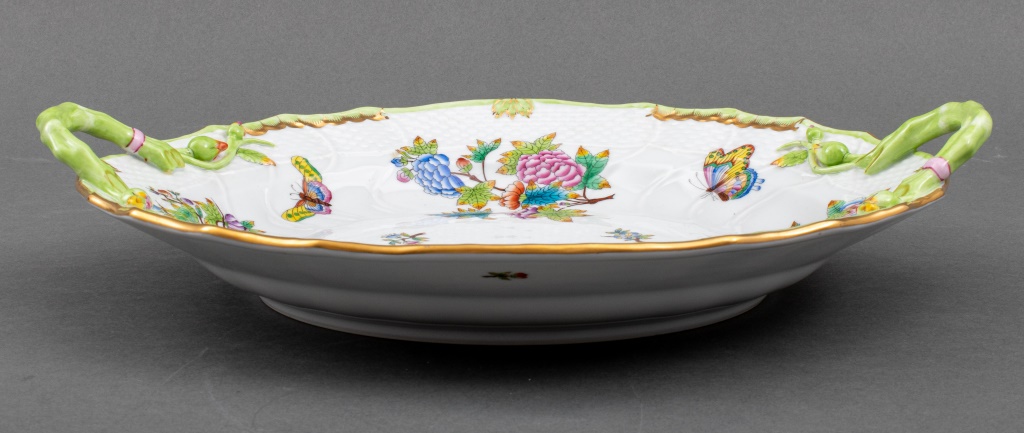 HEREND PORCELAIN "QUEEN VICTORIA"