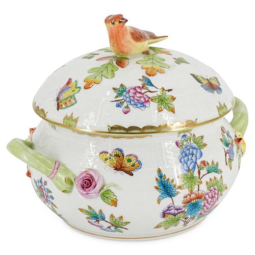 HEREND PORCELAIN "QUEEN VICTORIA"