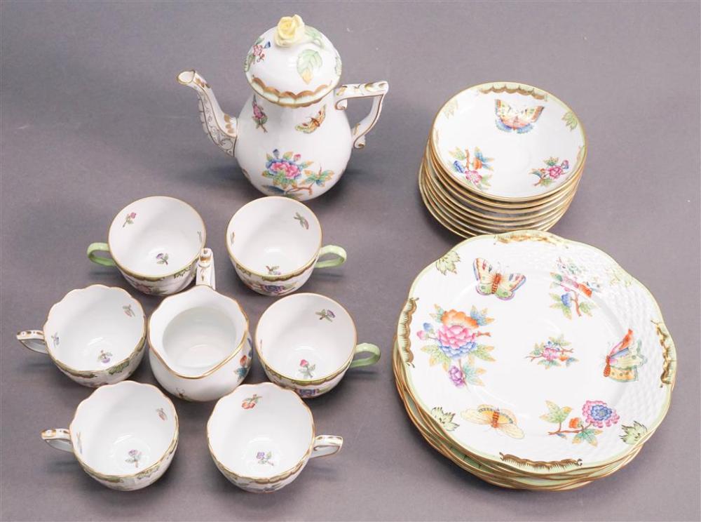 HEREND QUEEN VICTORIA PATTERN