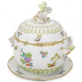 HEREND QUEEN VICTORIA TUREEN A