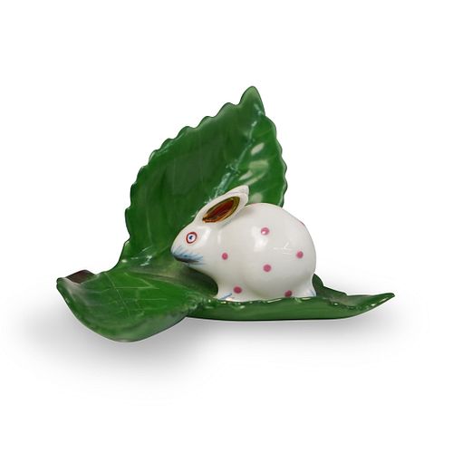 HEREND RABBIT IN LEAF