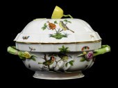 HEREND "ROTHSCHILD BIRD" HAND