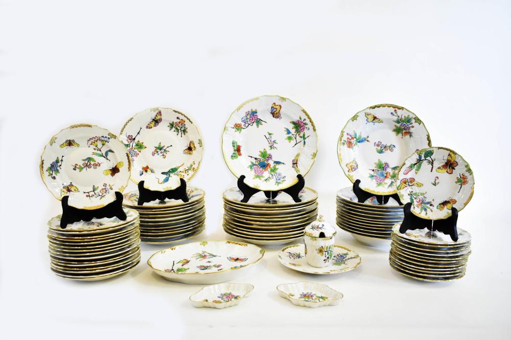 HEREND VICTORIA PATTERN 128 PIECE