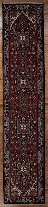 HERIZ 2'5" X 11'10" WOOL RUNNE