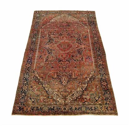 Heriz carpet    northwest persia,