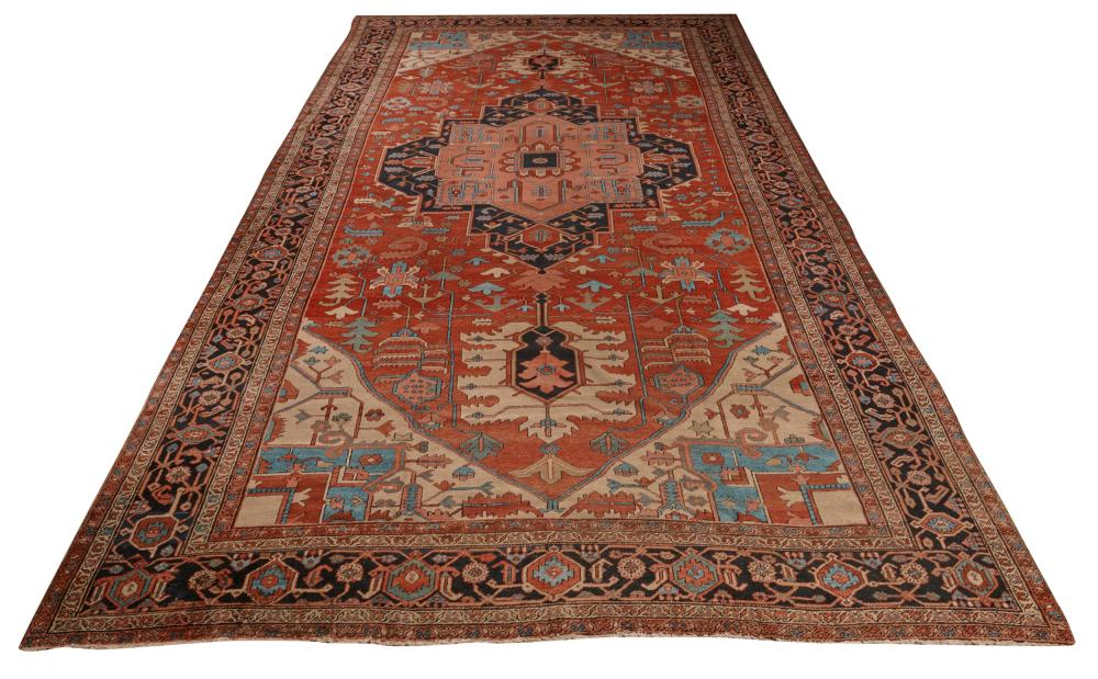 HERIZ CARPET, PERSIA, CA. 1900Heriz