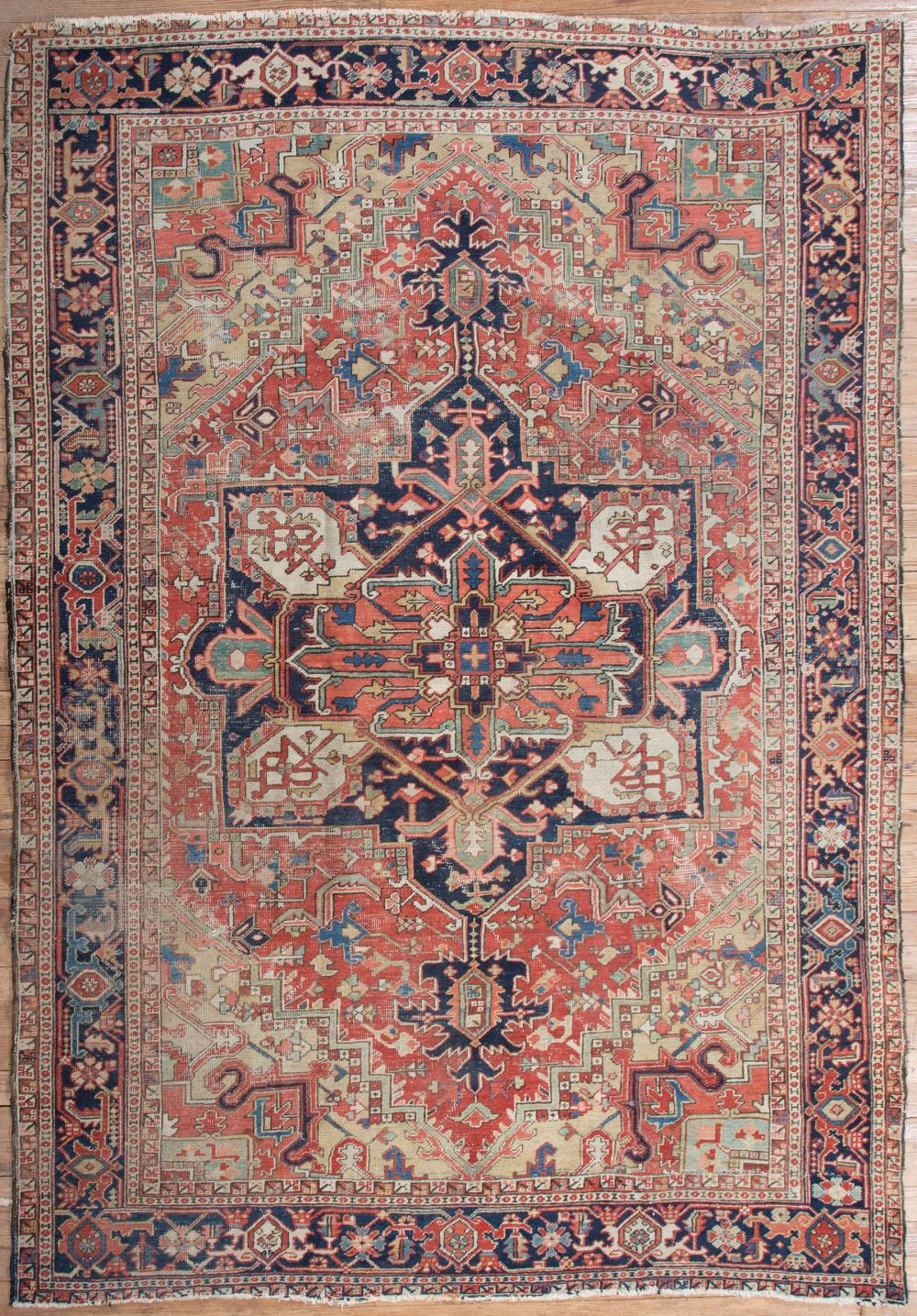 HERIZ CARPETAntique Heriz Carpet,