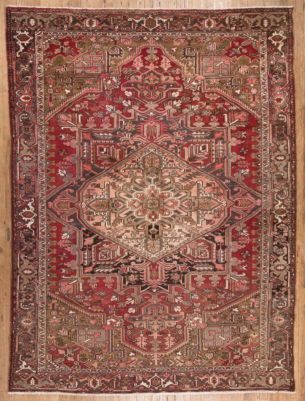 HERIZ CARPETHeriz Carpet , red