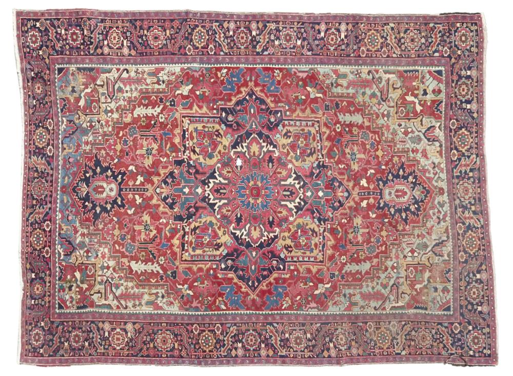 HERIZ LARGE PERSIAN CARPETLarge
