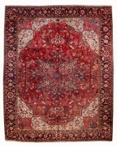HERIZ RUG: 10’6” X 12’10”, LAT