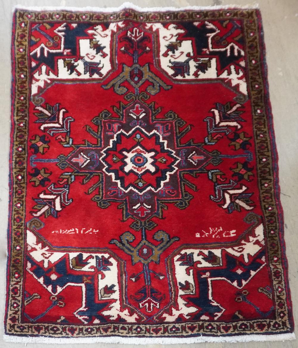 HERIZ RUG, 4 FT 3 IN X 3 FT 2
