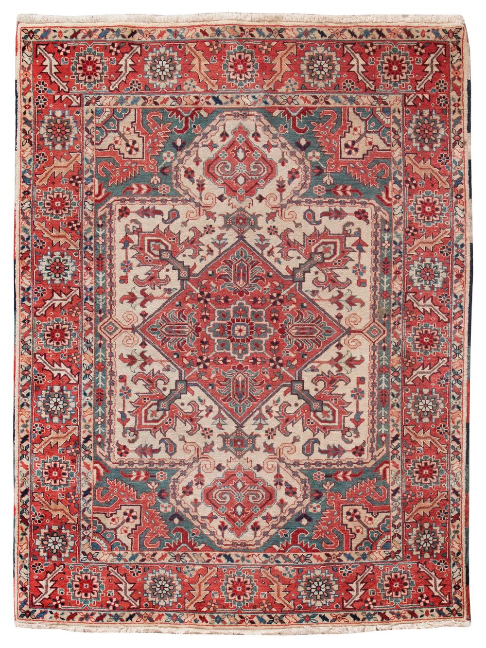HERIZ RUG: 5’4” X 7’0” LATE