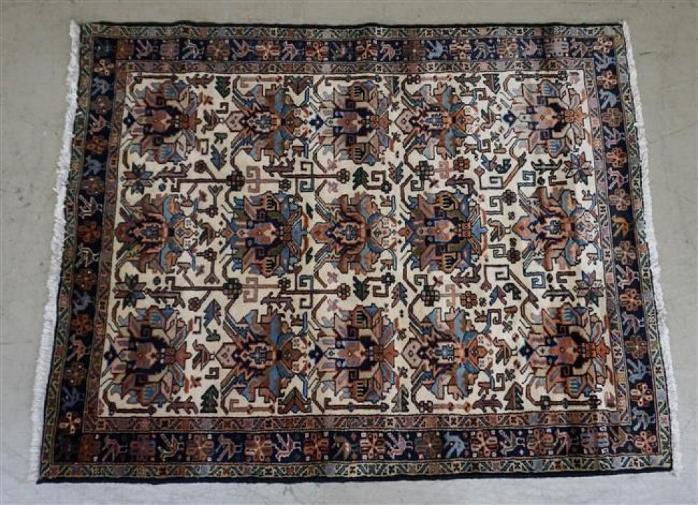 HERIZ RUG, 6 FT 2 IN X 5 FTHeriz