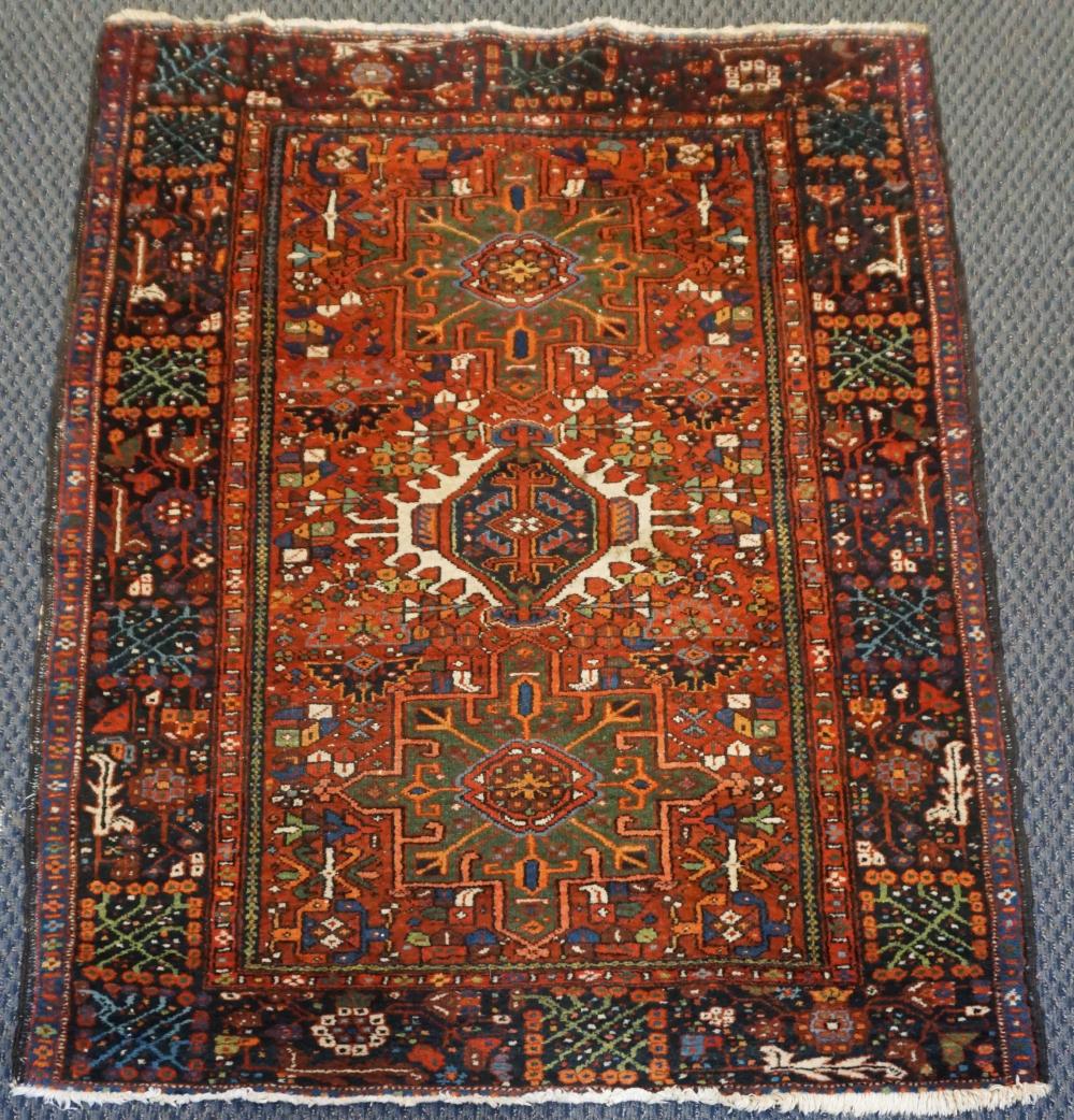 HERIZ RUG, 6 FT 3 IN X 4 FT 9
