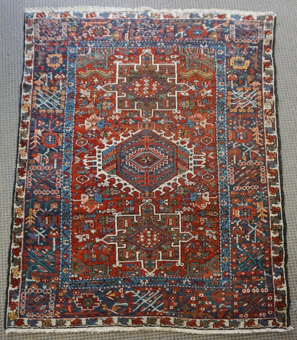 HERIZ RUG, 6 FT 3 IN X 4 FT 5