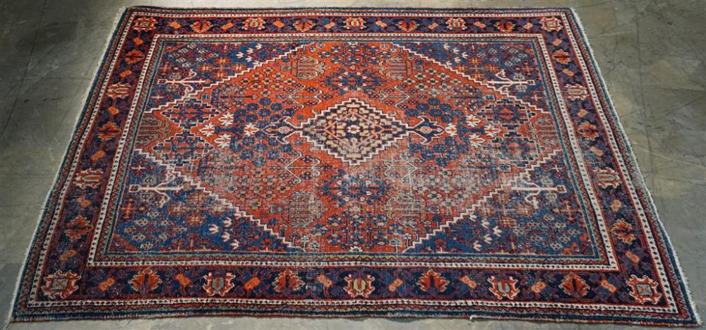 HERIZ RUG, 6 FT 7 IN X 4 FT 3