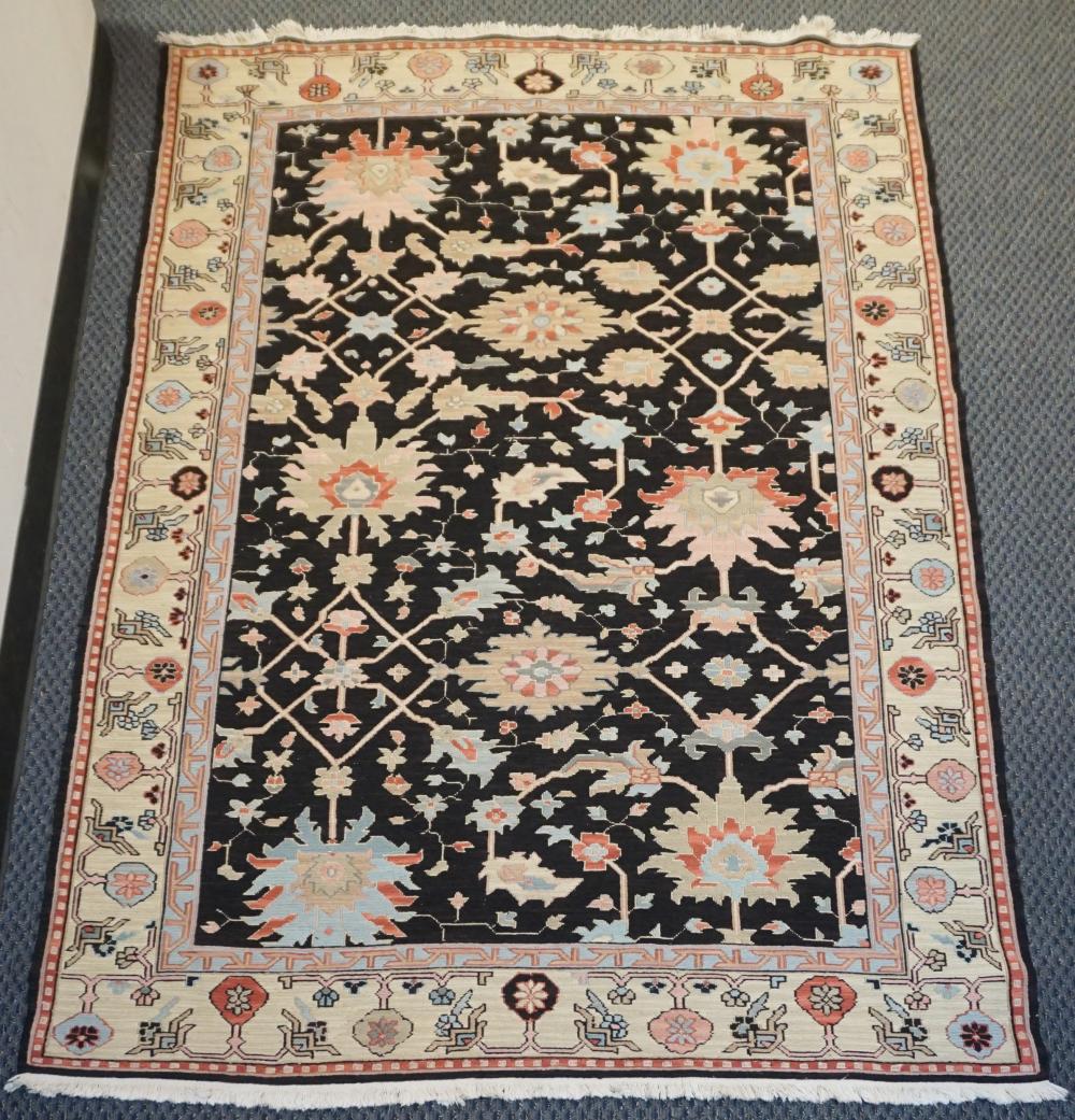 HERIZ RUG, 9 FT X 5 FT 10Heriz