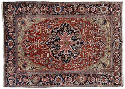 Heriz rug, large central