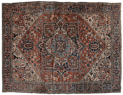 Heriz rug, light blue central