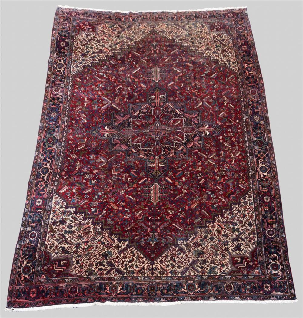 HERIZ WOOL RUGHERIZ WOOL RUG,