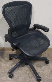 HERMAN MILLER AERON OFFICE CHA