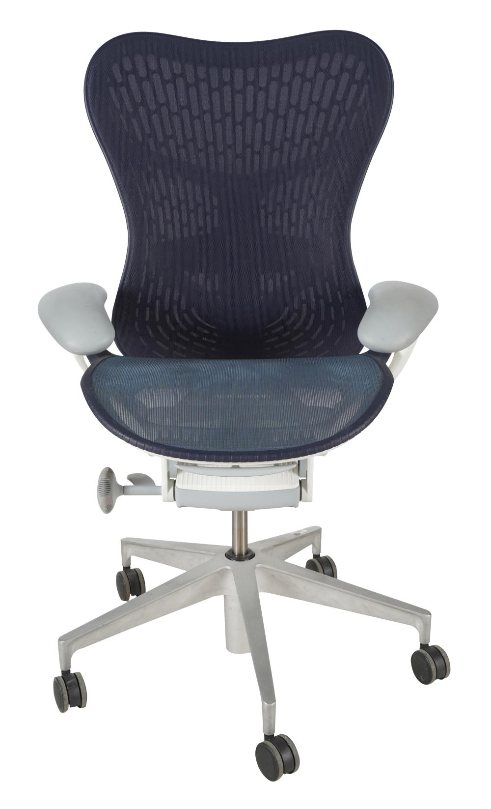 HERMAN MILLER DESK CHAIRadjustable;