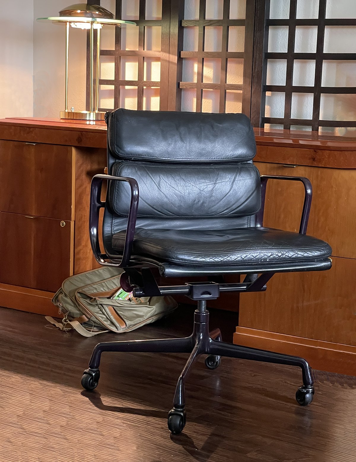 HERMAN MILLER MID-CENTURY LEATHER