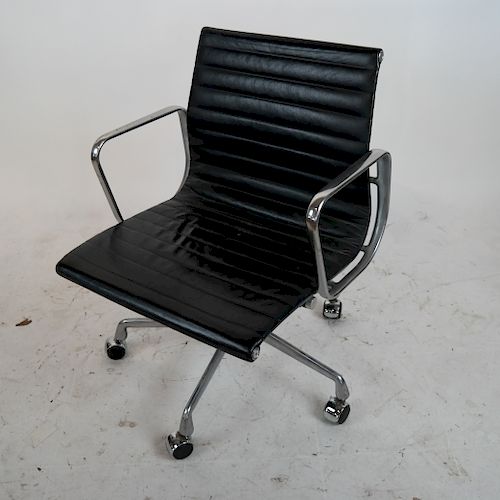 HERMAN MILLER-STYLE DESK