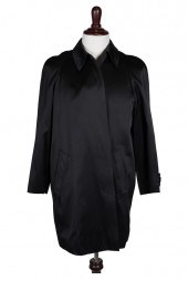 HERMES BLACK SILK COATsize: 40