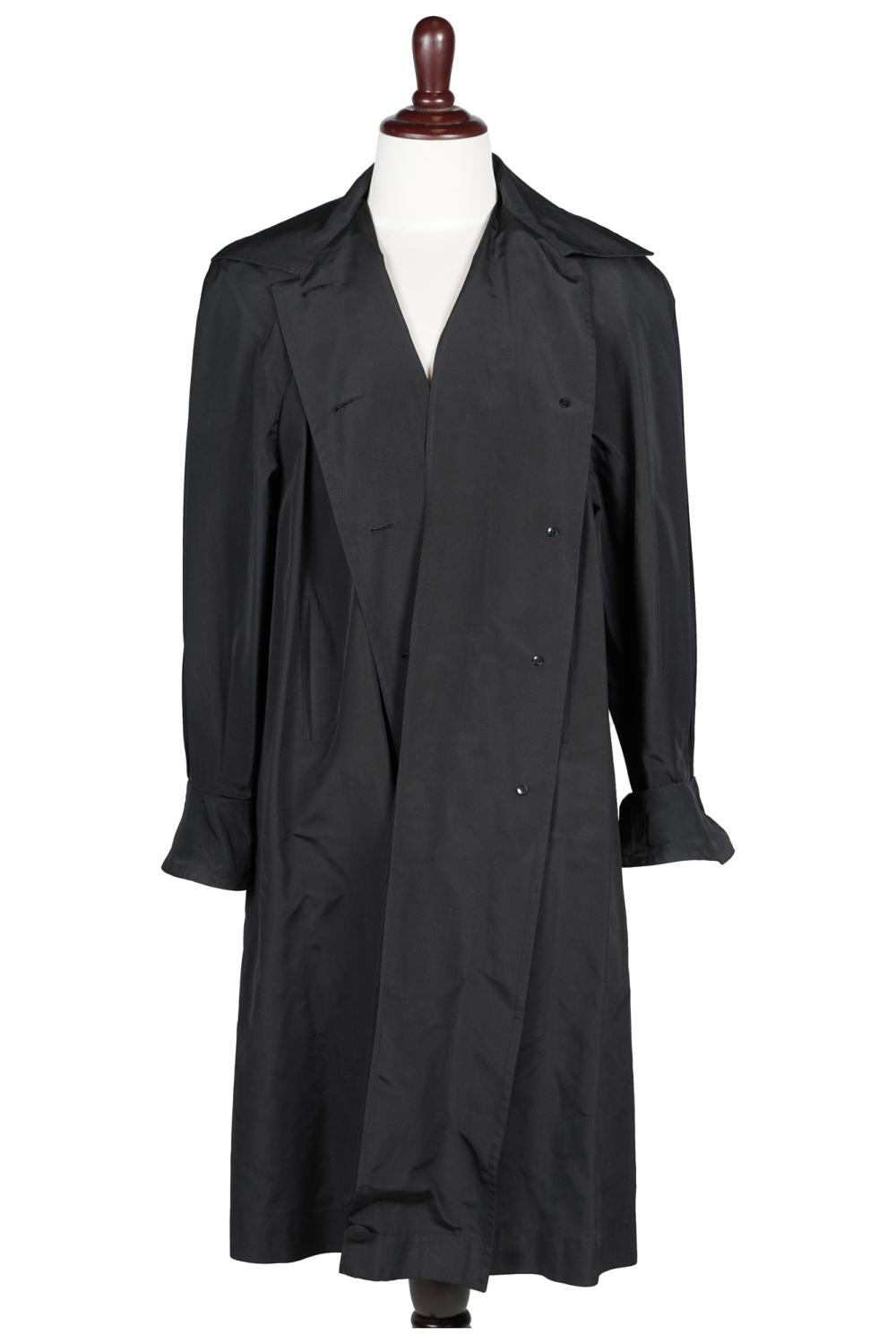 HERMES BLACK SILK COATsize: 42