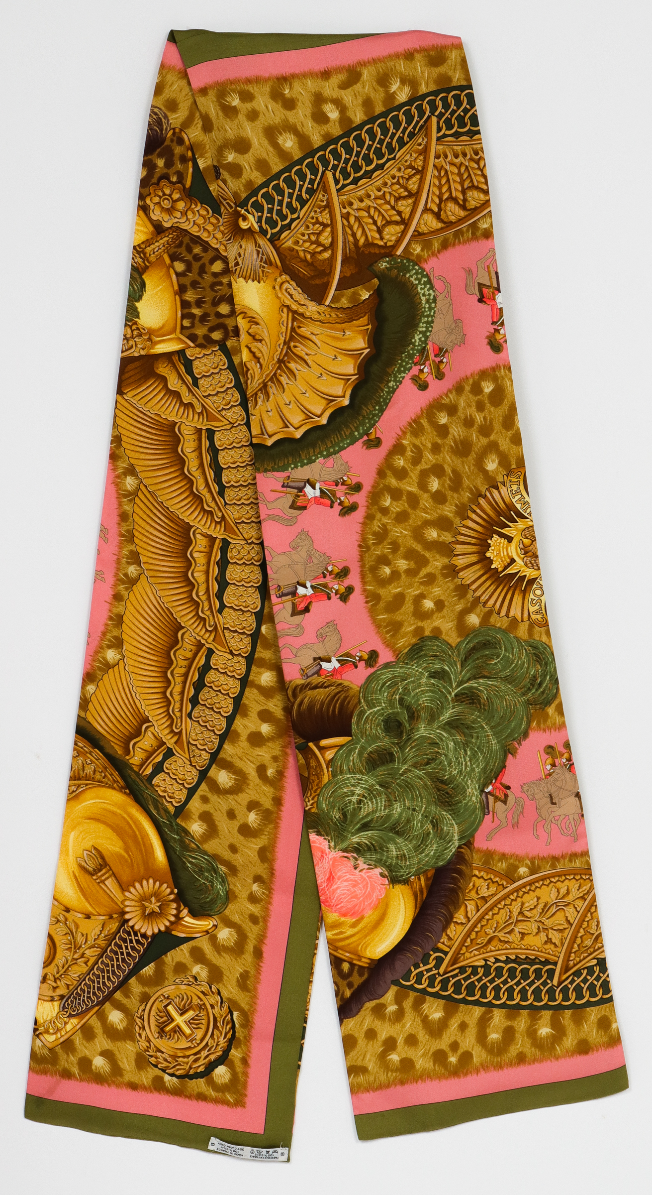 HERMES "CASQUES ET PLUMETS" SILK