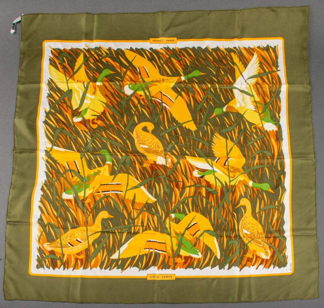 HERMES "COLS VERTS" SILK TWILL