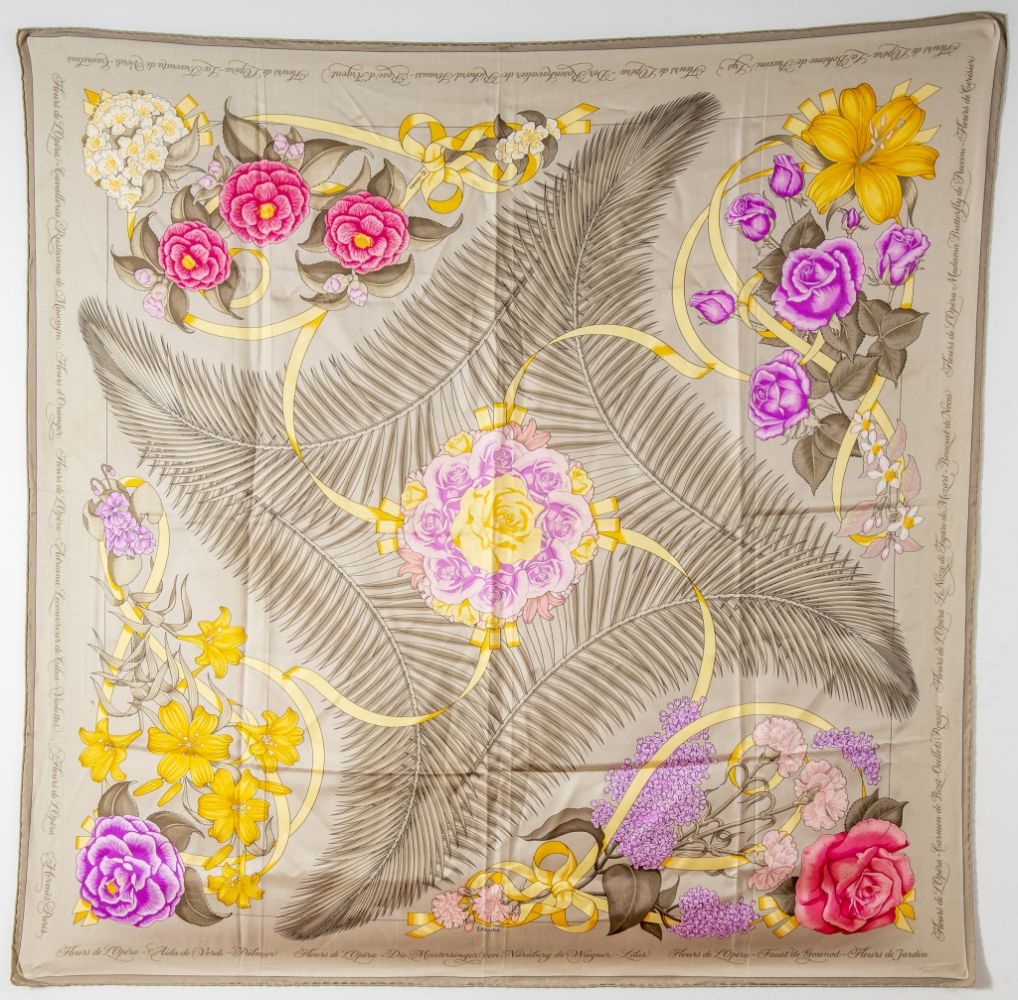 HERMES "FLEURS DE L'OPERA" SILK