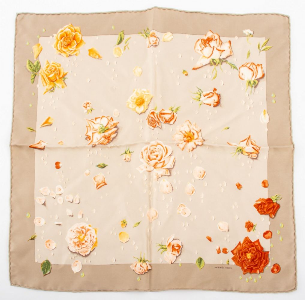 HERMES "LA ROSEE" SILK TWILL POCKET