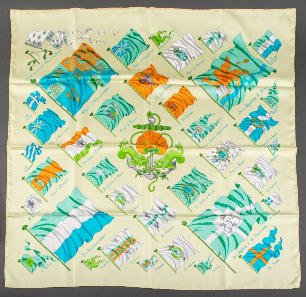 HERMES "PAVOIS" SQUARE SILK TWILL