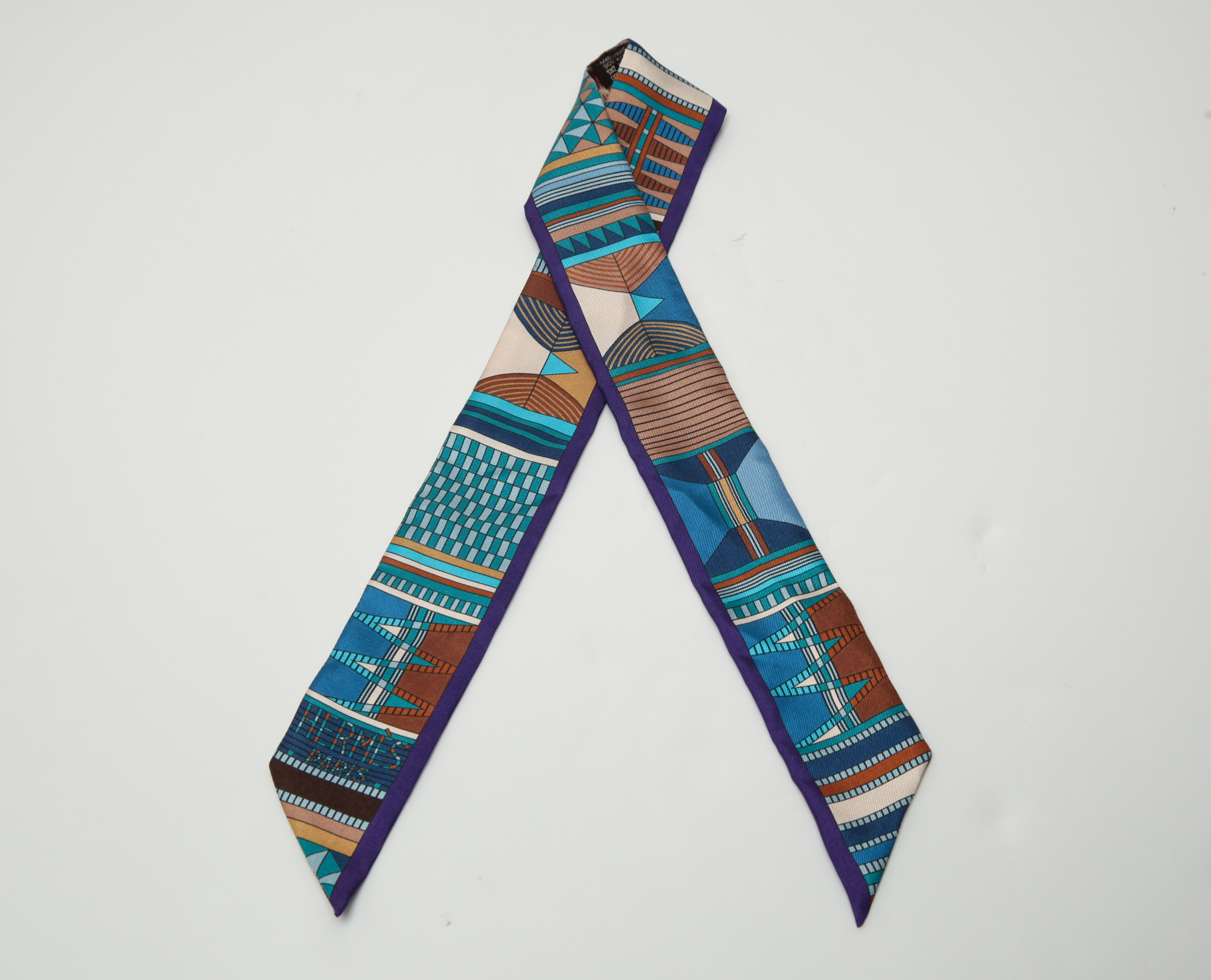 HERMES "PELAGES ET CAMOUFLAGE" SILK
