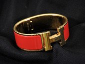 HERMES RED ENAMEL CLIC H BRACE