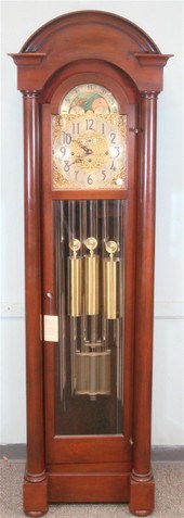 Herschedes 7 tube mahogany hal