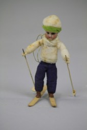 HEUBACH GIRL ON SKIS Heubach h