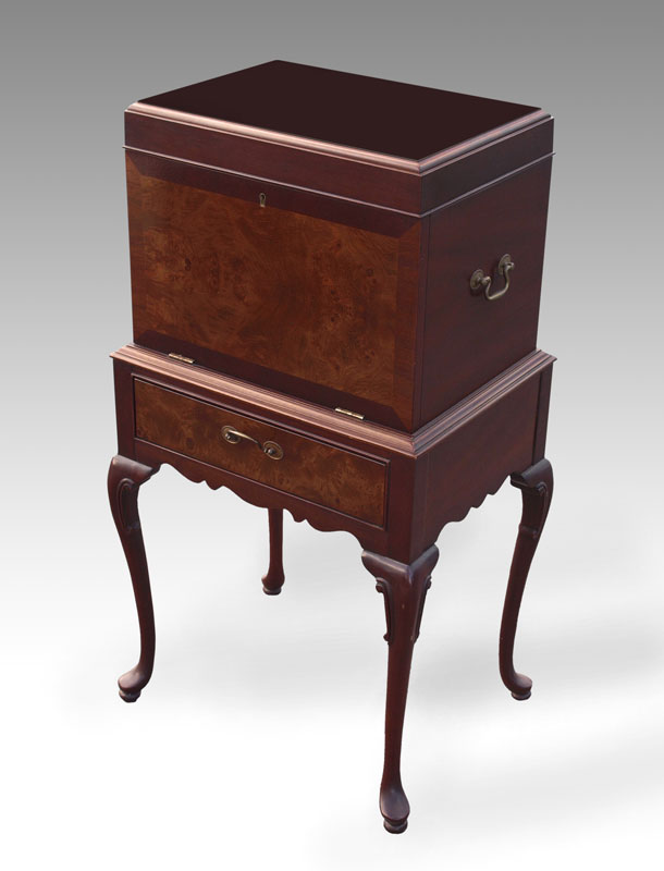 HICKORY FURNITURE MAHOGANY SILVER