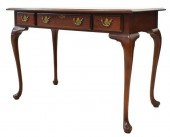 HICKORY QUEEN ANNE STYLE MAHOG