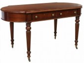 HICKORY SHERATON STYLE MAHOGAN