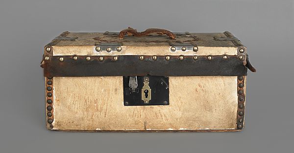 Hide covered lock box 19th c.