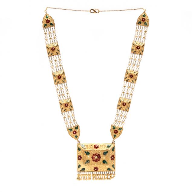 HIGH KARAT GOLD AND ENAMEL