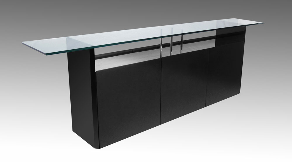 HIGH STYLE ITALIAN BLACK LAMINATE